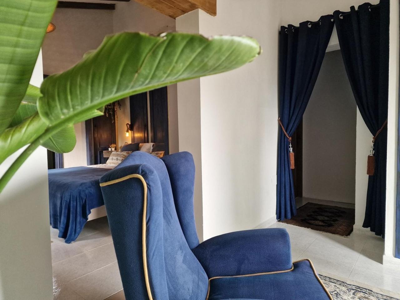 Finca Flamenco Holiday Suites Adults Only Pizarra Quarto foto